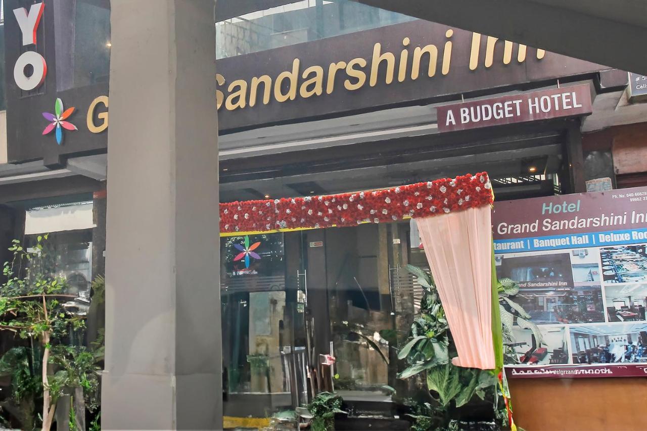 Flagship Grand Sandarshini Inn Near Mgbs Bus Station ไฮเดอราบัด ภายนอก รูปภาพ